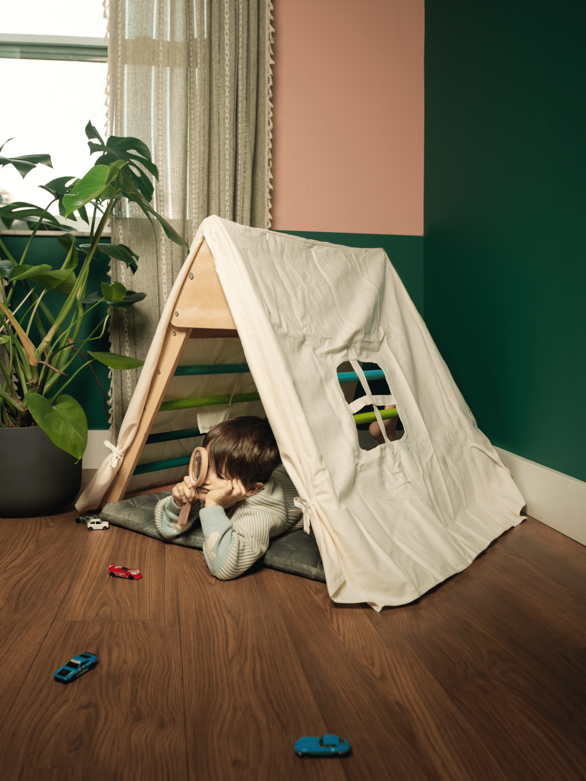 Large Foldable Climbing Triangle with Tent &amp; Pillow