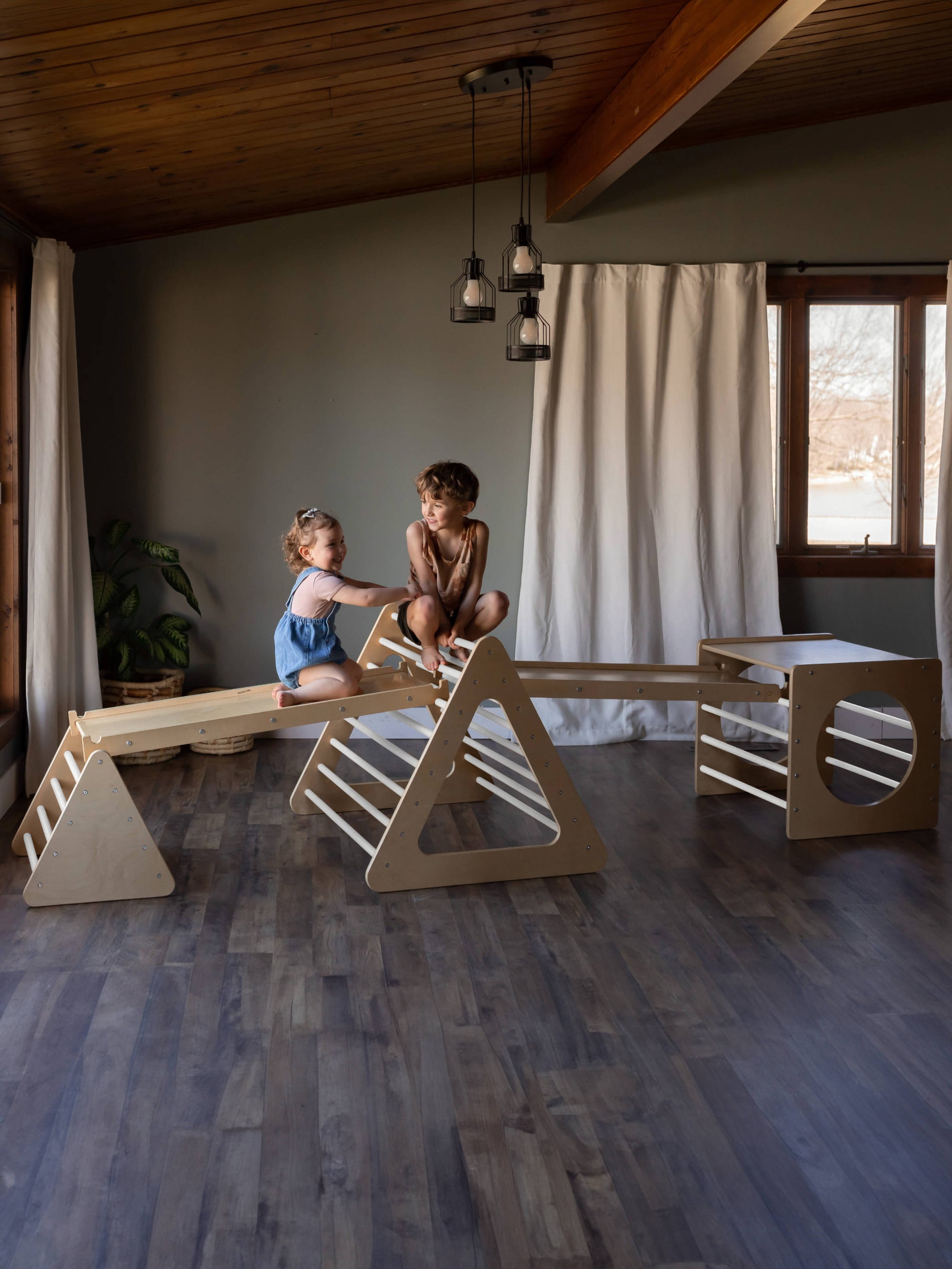 Andes Climbing Playset
